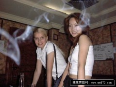 美女风景_2006122510194647865